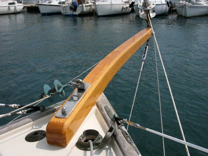 new Flicka bowsprit installed with varnish