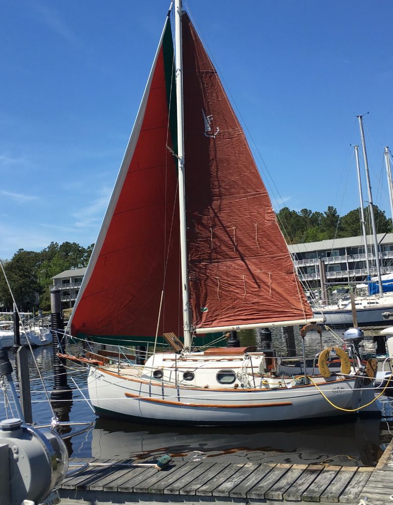 flicka20 annie sails