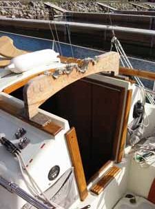 Getting the Mast Down — Flicka Friends, Fall 2003