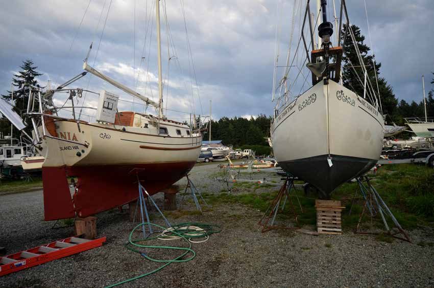Two Flickas on boat stands: SARNIA and BLUE SKIES