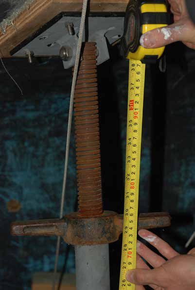 Measuring the aft support arm