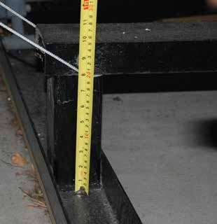 Forward keel support