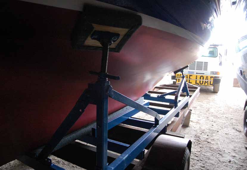 With fresh paint and new carpet, the Jowi cradle is perfect for s/y ZANZIBAR